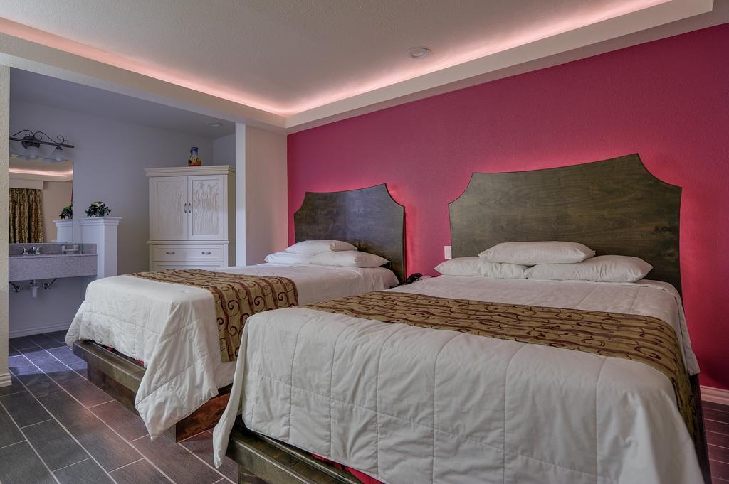 Romantic Inn & Suites Dallas Værelse billede