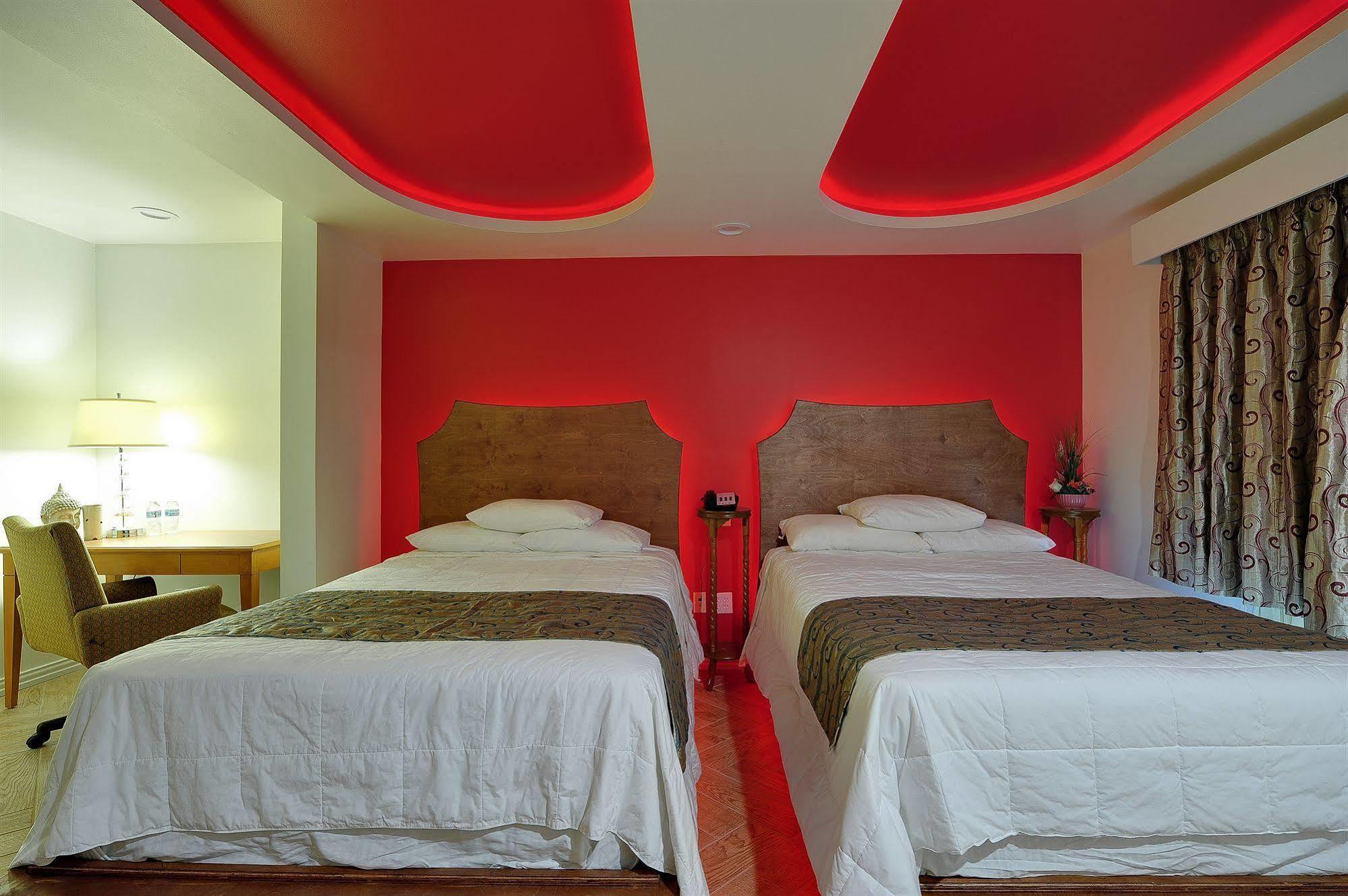 Romantic Inn & Suites Dallas Eksteriør billede